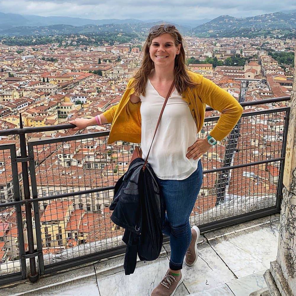 Meet your Posher, Lori